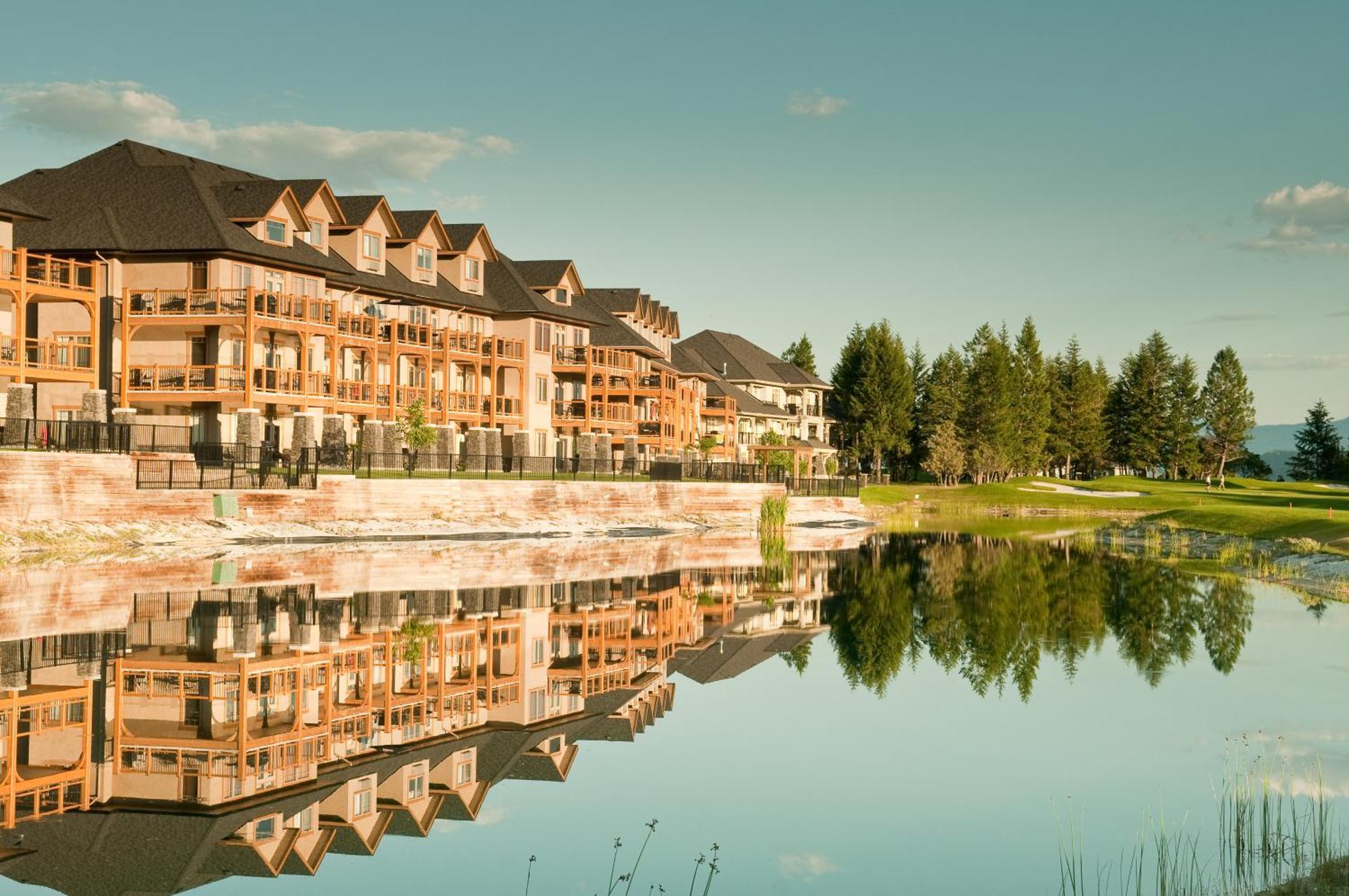 Bighorn Meadows Resort Radium Hot Springs Exterior foto